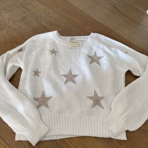 White sweater with rhinestone starsl - Size SM